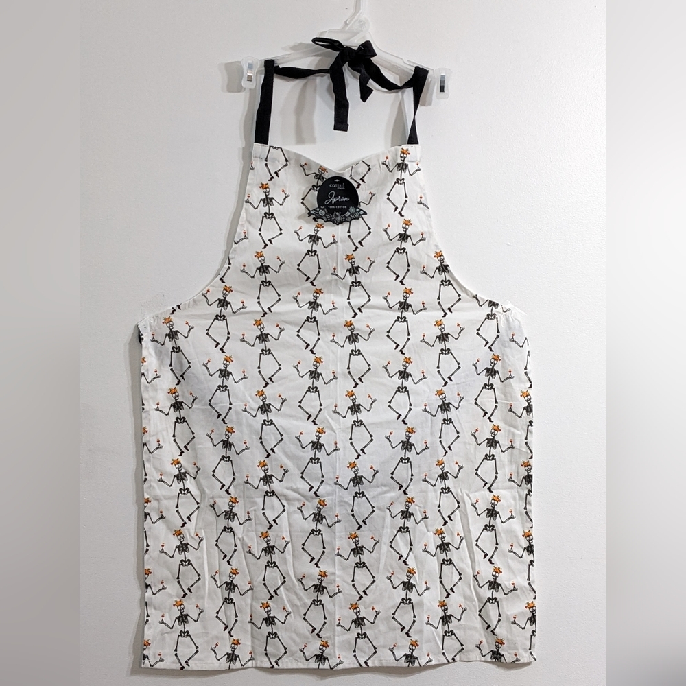 Coterie Studio Dancing Skeleton Halloween 100% Cotton Apron, New With Tag